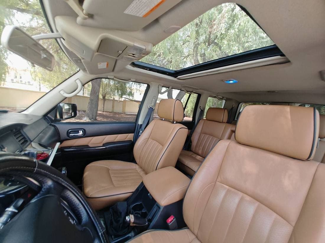 2017 Nissan Patrol SUPER SAFARI T1 thumbnail 5