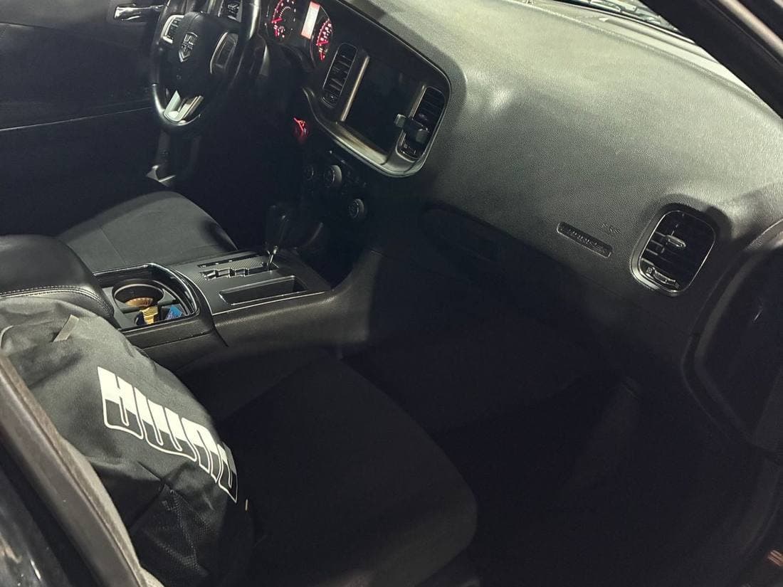 2013 Dodge Charger R/T thumbnail 6