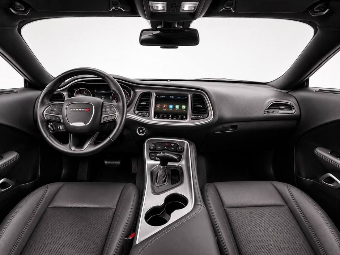 2022 Dodge Challenger SXT thumbnail 7