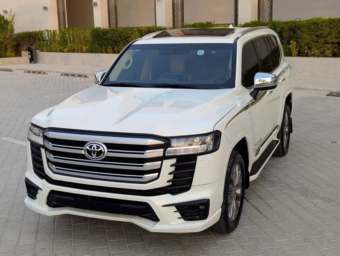 2022 Toyota Land Cruiser GXR thumbnail 5