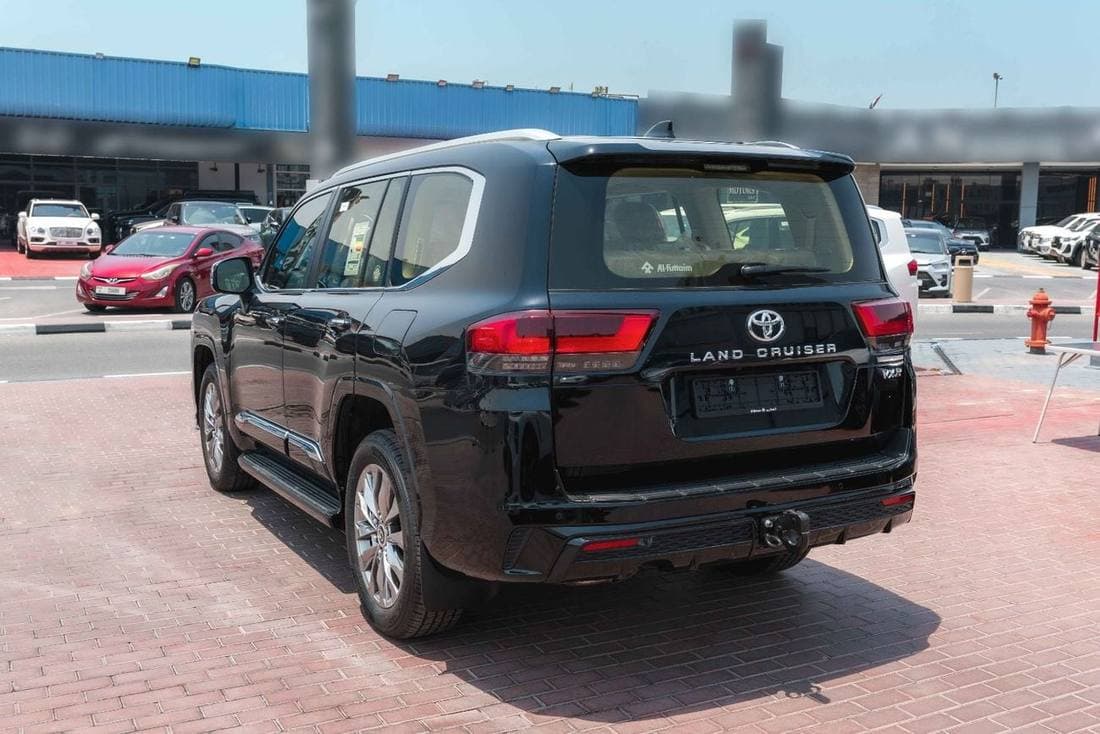 2026 Toyota Land Cruiser VXR thumbnail 4
