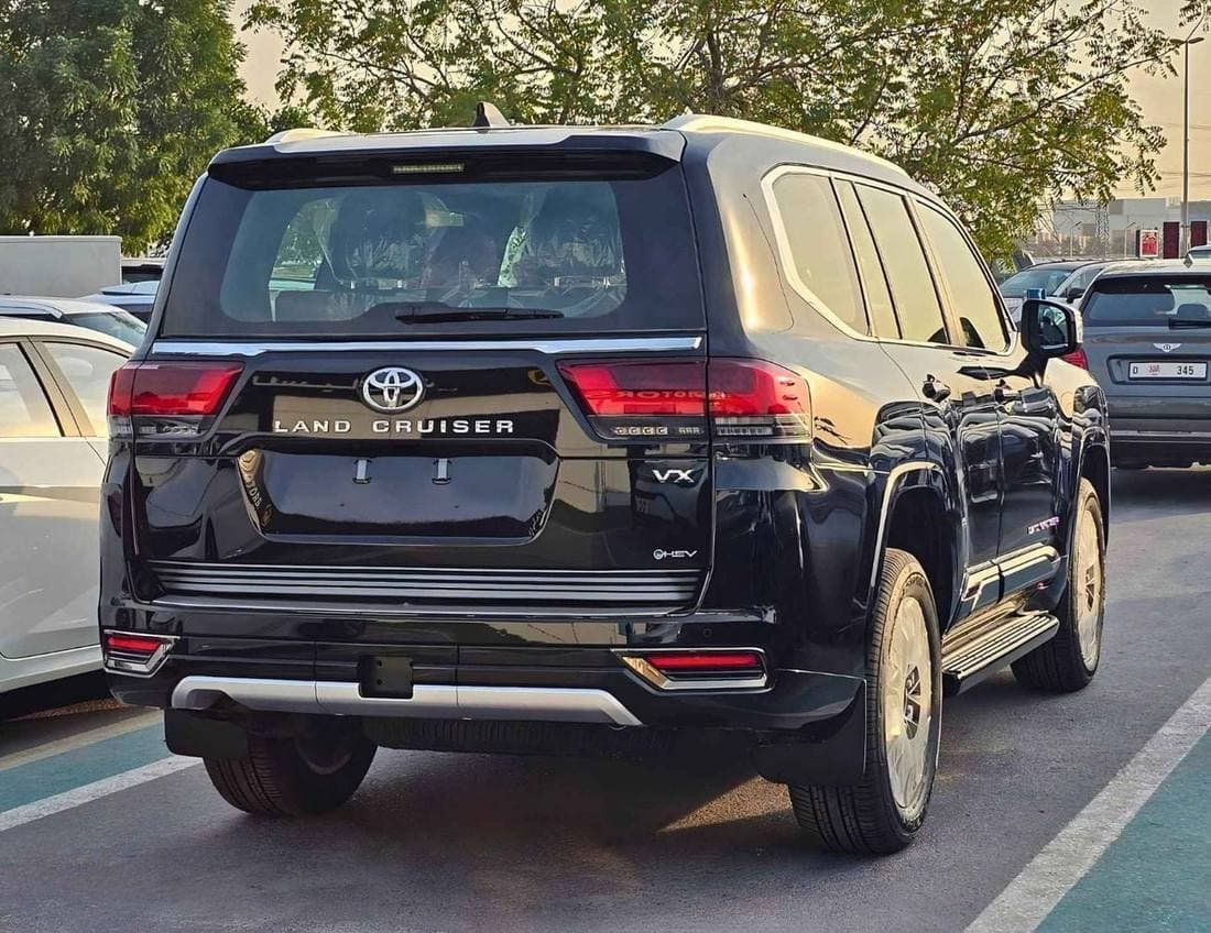 2025 Toyota Land Cruiser VX thumbnail 5