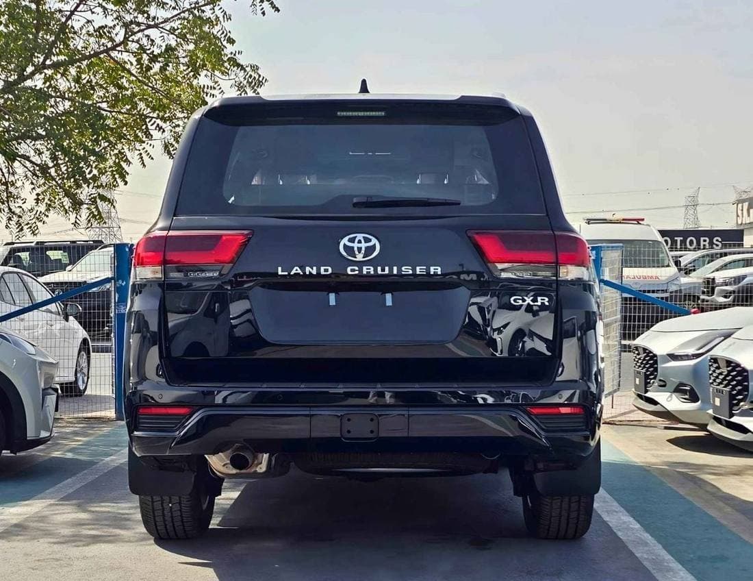 2026 Toyota Land Cruiser GXR thumbnail 4