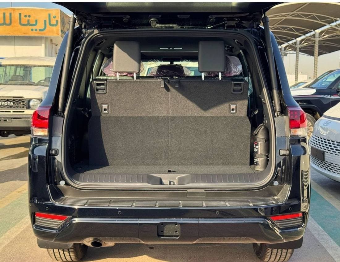 2026 Toyota Land Cruiser GXR thumbnail 4