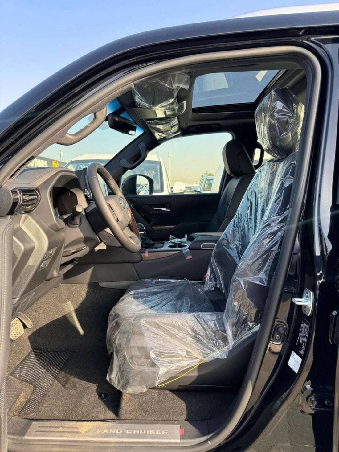 2026 Toyota Land Cruiser GXR thumbnail 7