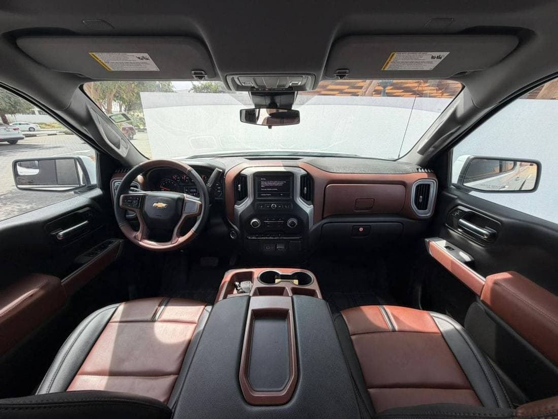 2024 Chevrolet Silverado thumbnail 7