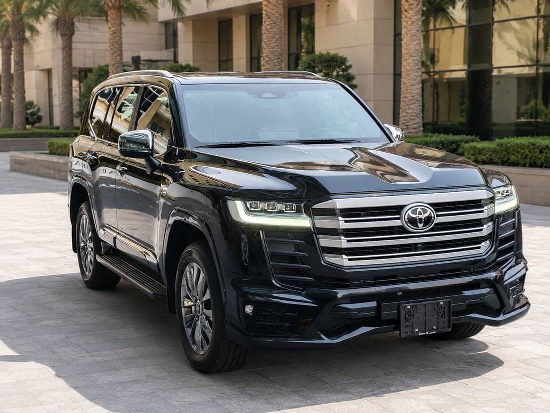 2026 Toyota Land Cruiser VXR thumbnail 3