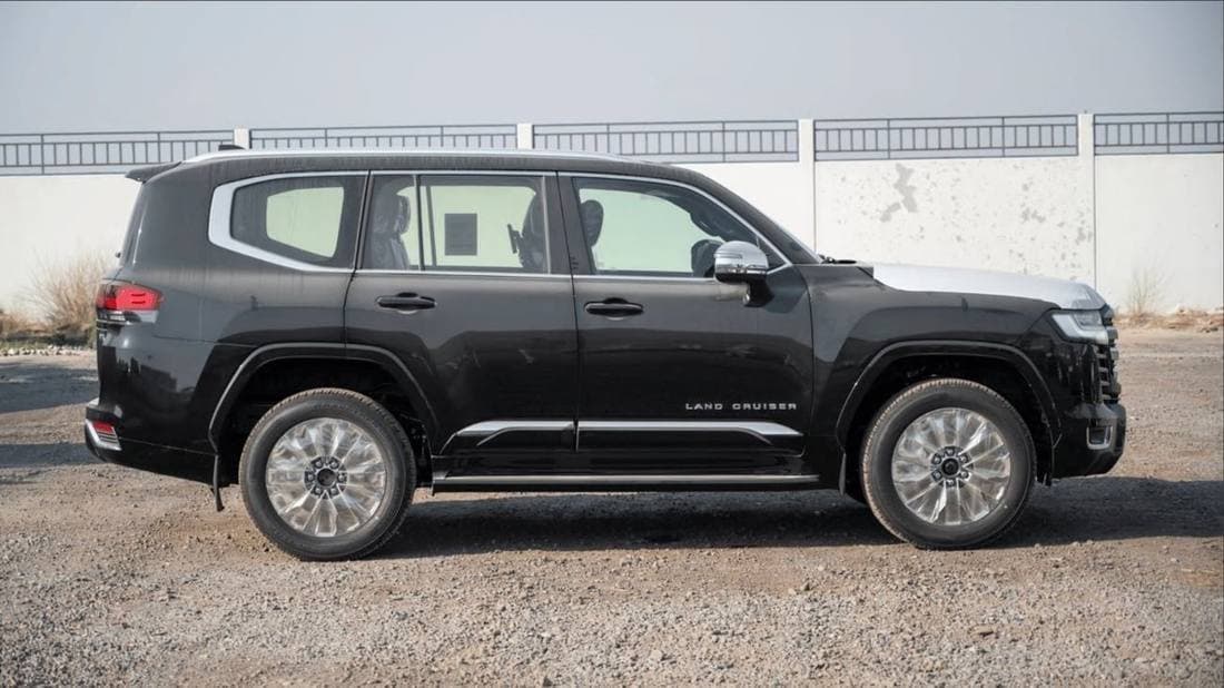 2026 Toyota Land Cruiser VX thumbnail 5