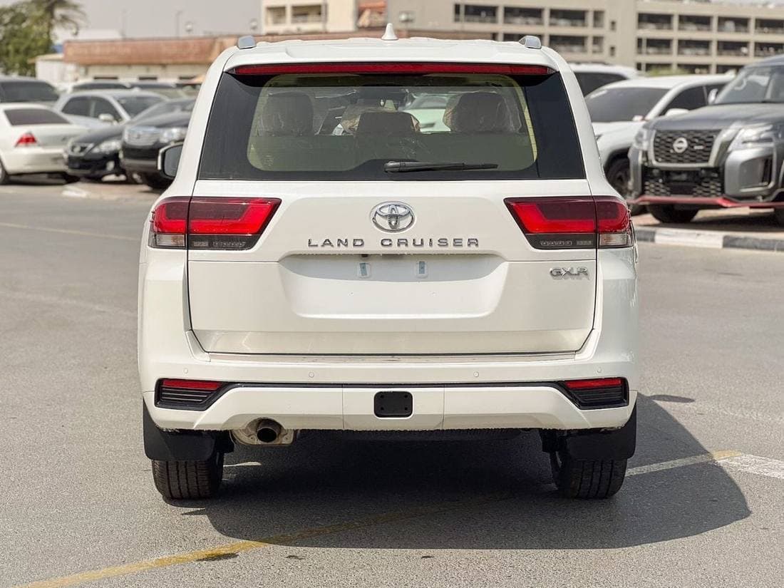 2026 Toyota Land Cruiser GXR thumbnail 6