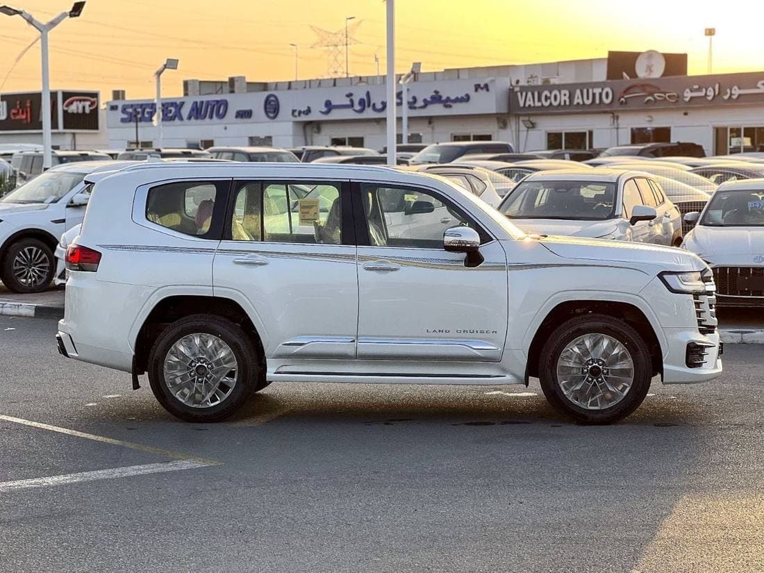 2026 Toyota Land Cruiser thumbnail 4