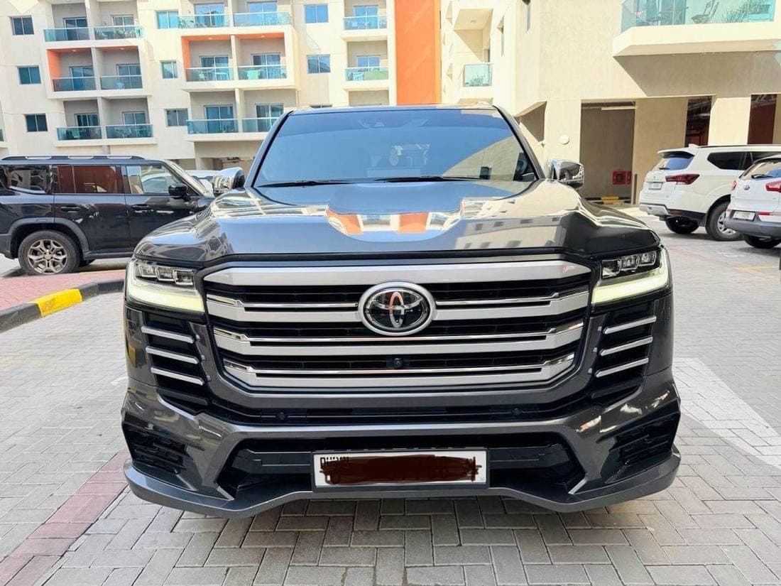 2022 Toyota Land Cruiser VXR thumbnail 5