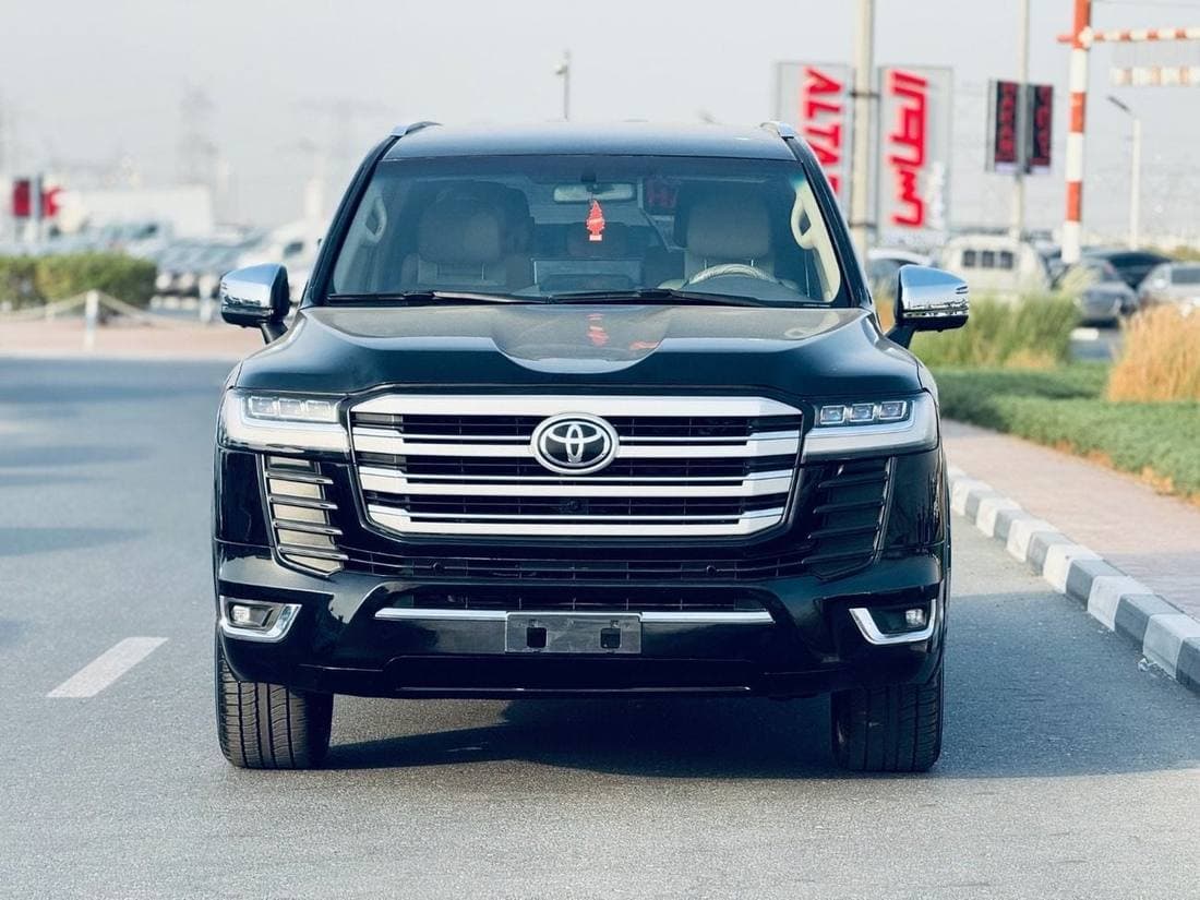 2017 Toyota Land Cruiser GXR