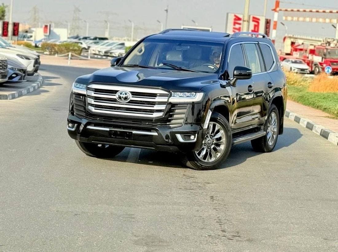 2017 Toyota Land Cruiser GXR