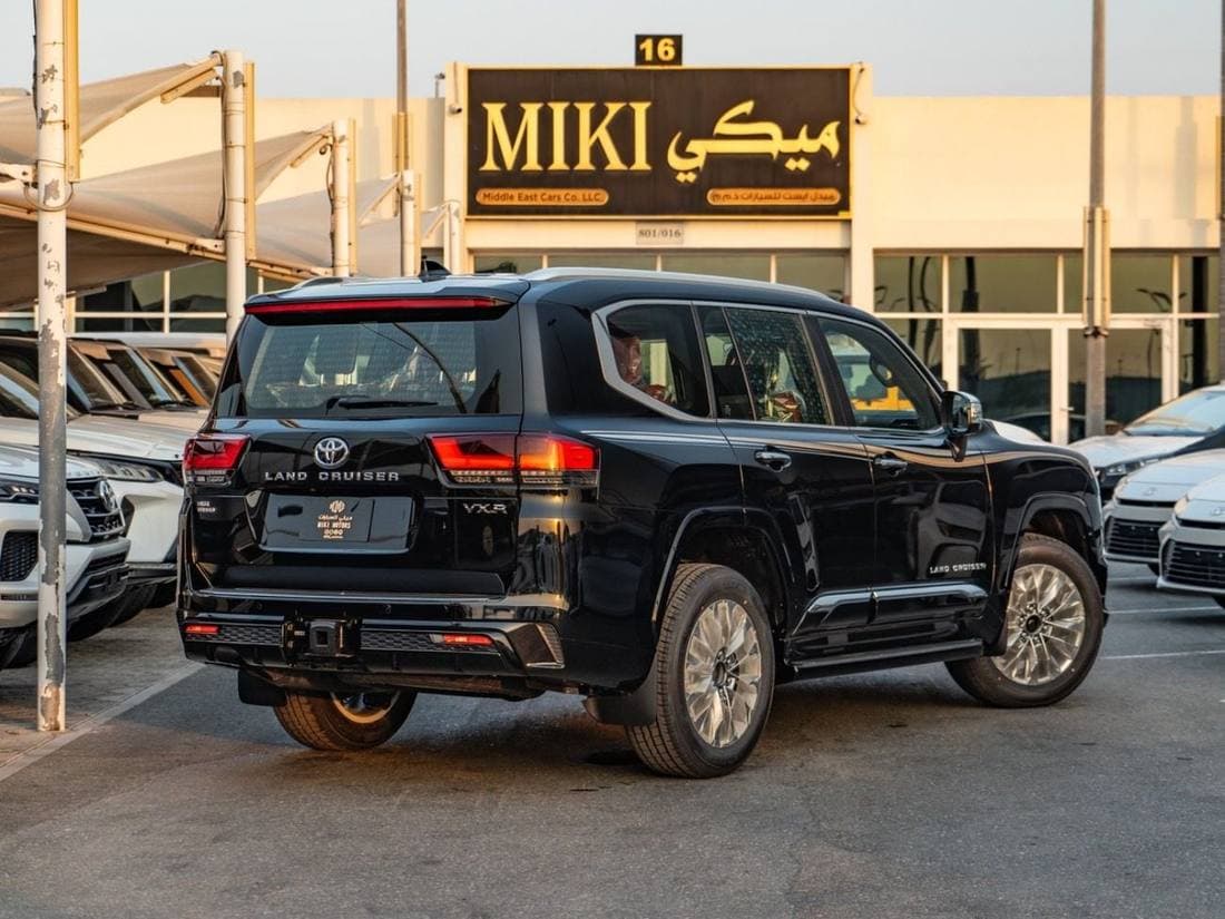 2026 Toyota Land Cruiser VXR thumbnail 4