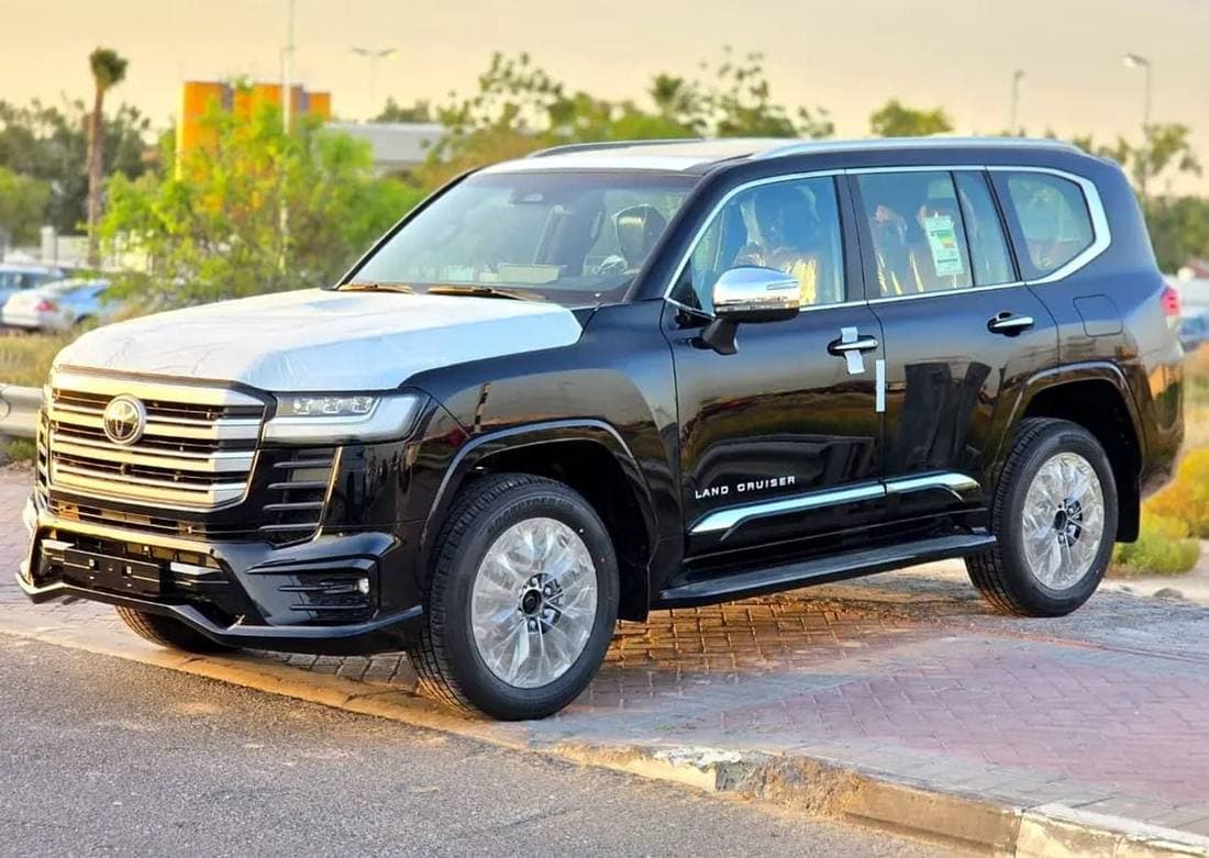 2025 Toyota Land Cruiser VXR thumbnail 7