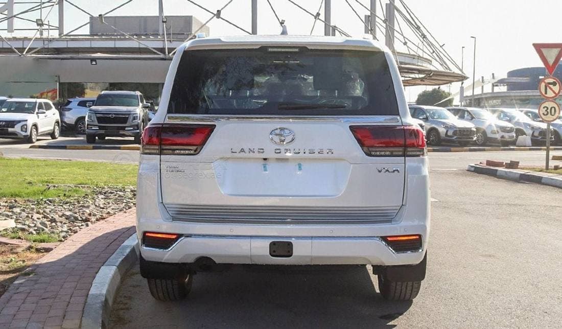 2026 Toyota Land Cruiser thumbnail 5
