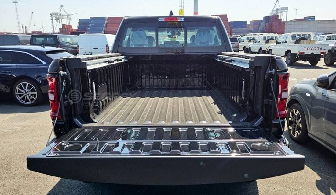 2026 RAM 1500 REBEL thumbnail 5