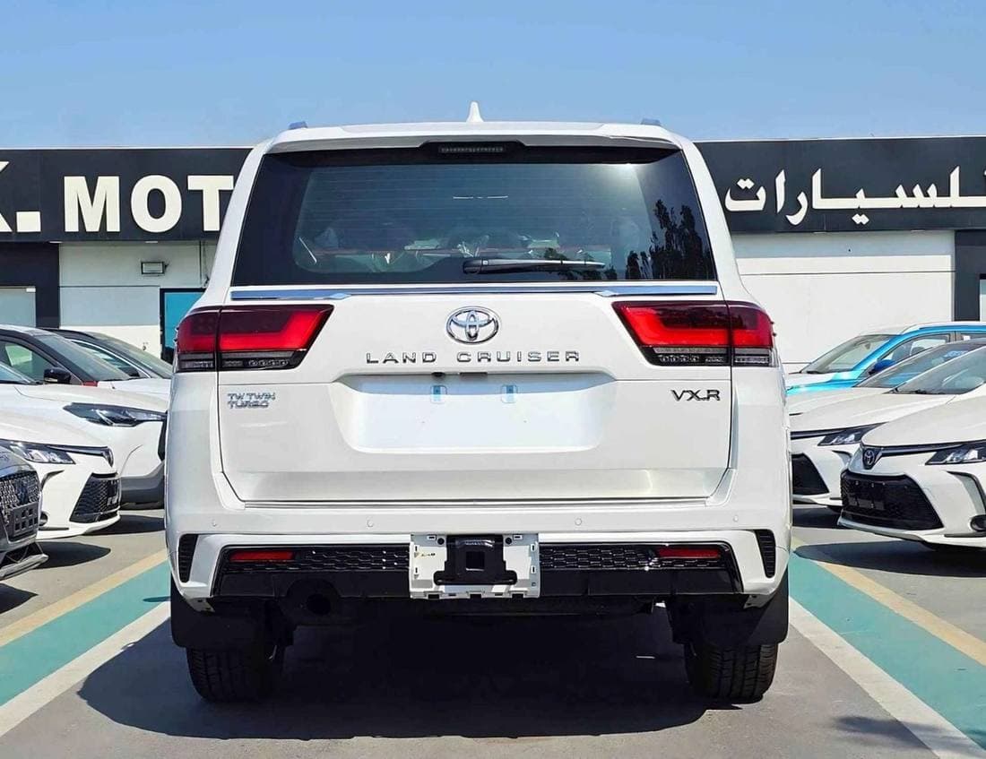 2026 Toyota Land Cruiser VXR thumbnail 4