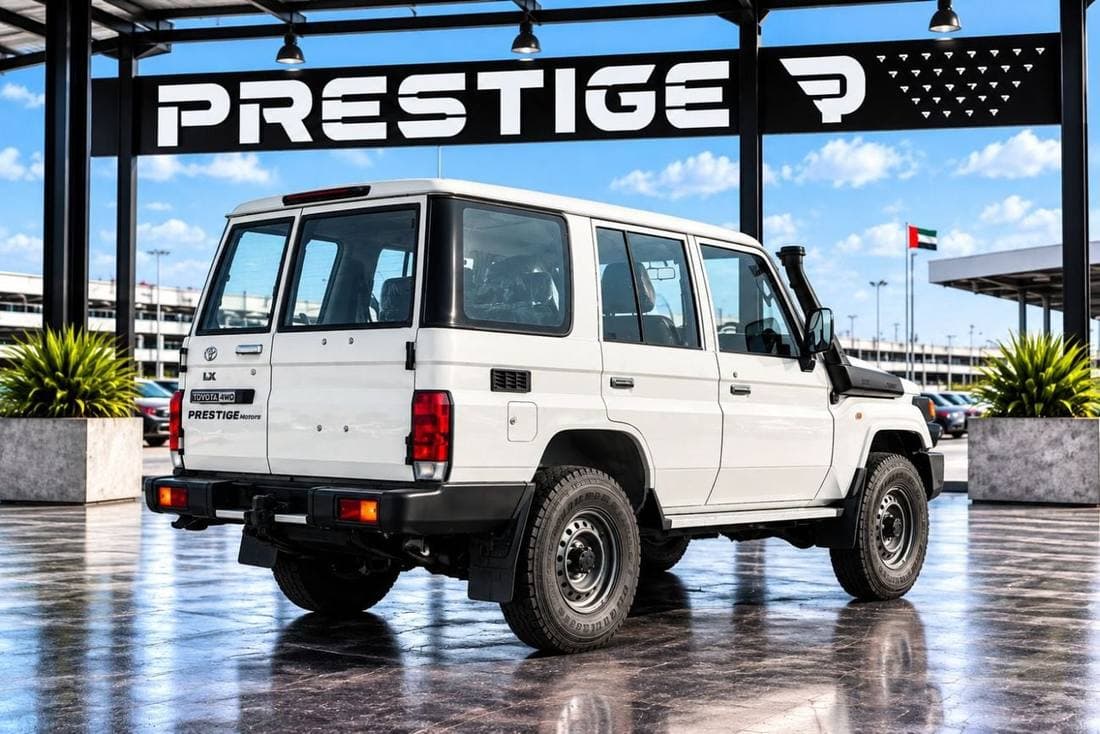 2025 Toyota Land Cruiser DLX thumbnail 4
