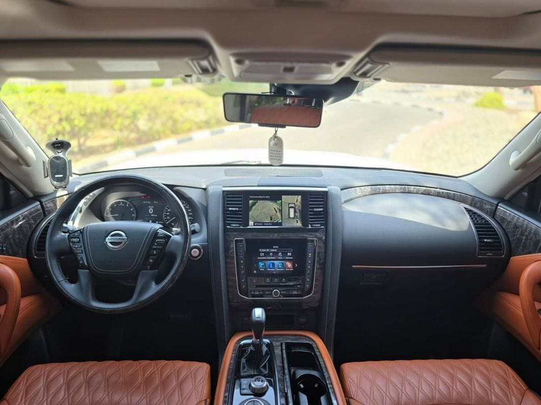 2020 Nissan Patrol SE PLATINUM CITY thumbnail 5