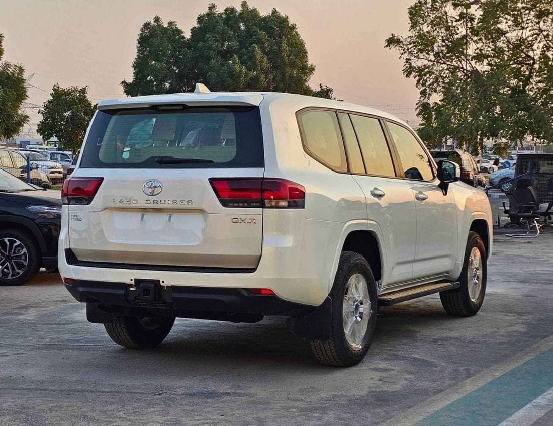 2026 Toyota Land Cruiser GXR thumbnail 5