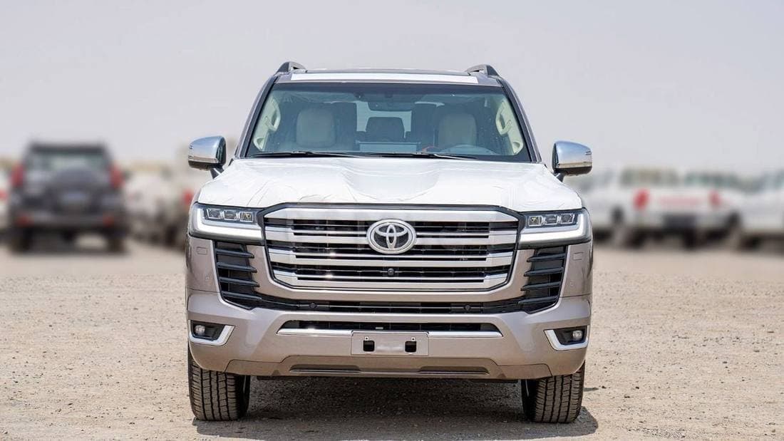 2025 Toyota Land Cruiser VXR thumbnail 2