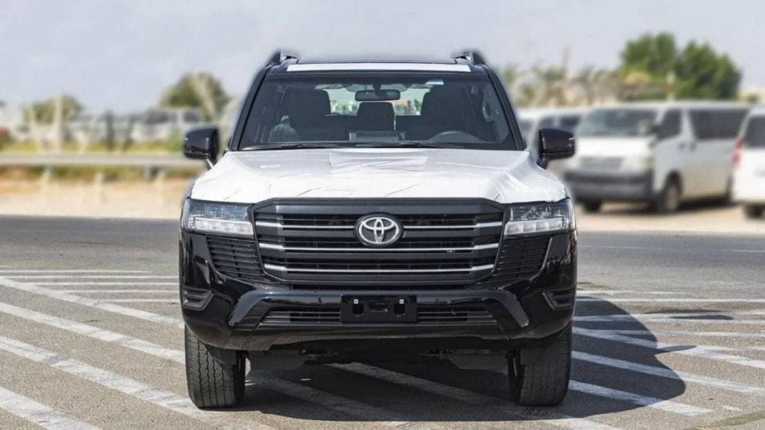 2024 Toyota Land Cruiser GXR thumbnail 2