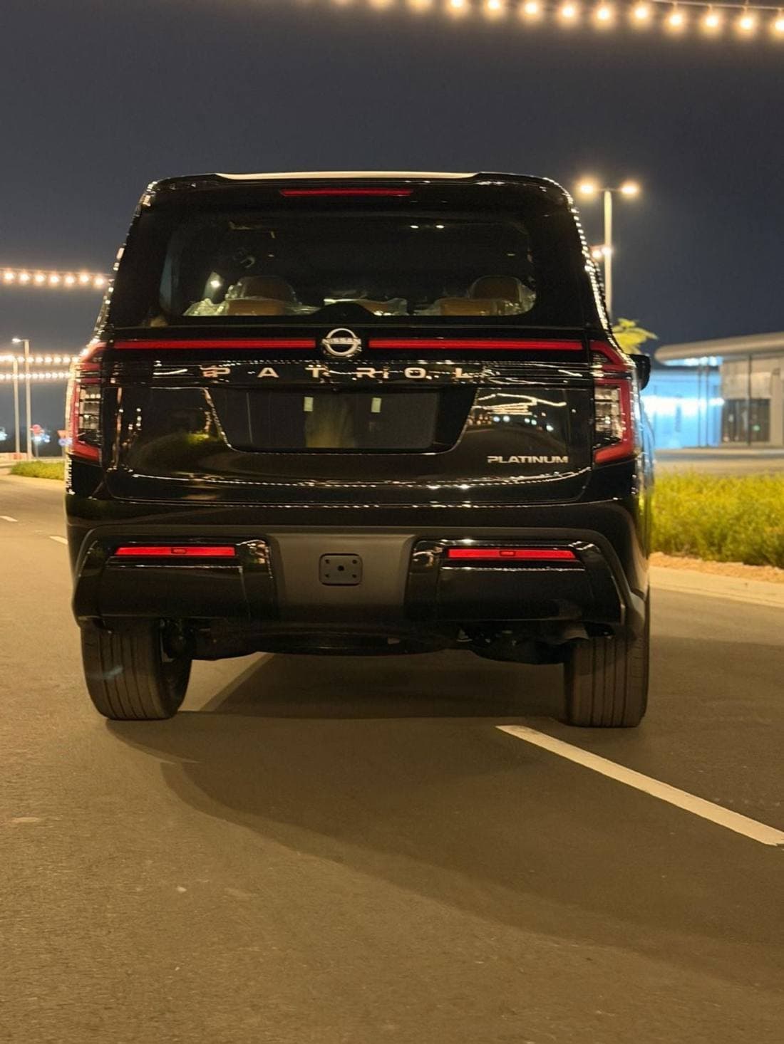 2026 Nissan Patrol LE PLATINUM CITY thumbnail 3