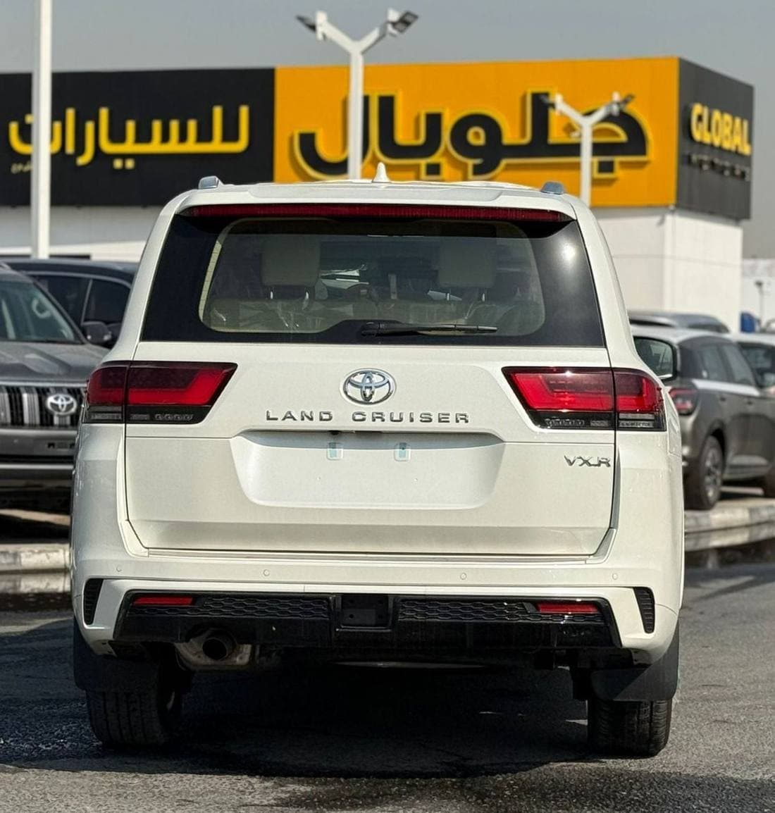 2026 Toyota Land Cruiser VXR thumbnail 5