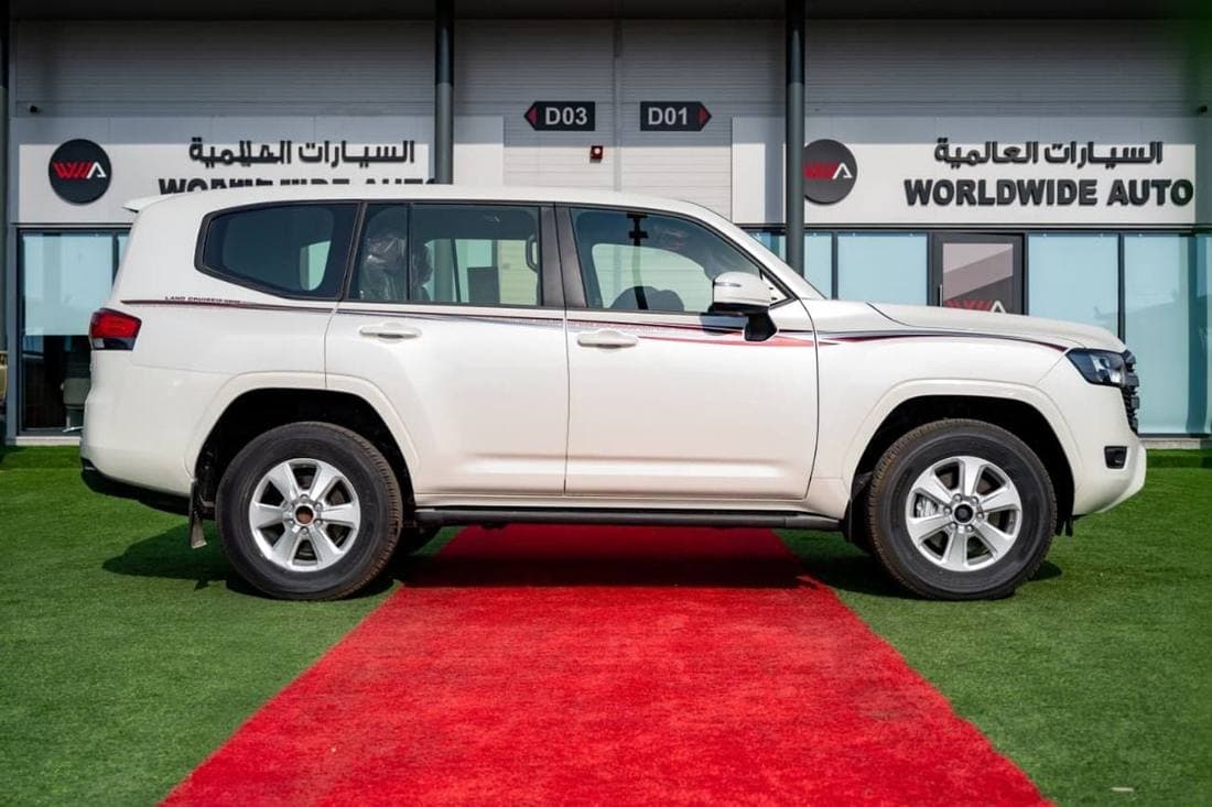 2025 Toyota Land Cruiser GXR thumbnail 8
