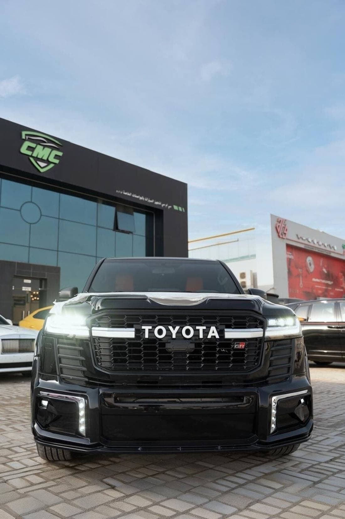 2026 Toyota Land Cruiser thumbnail 2