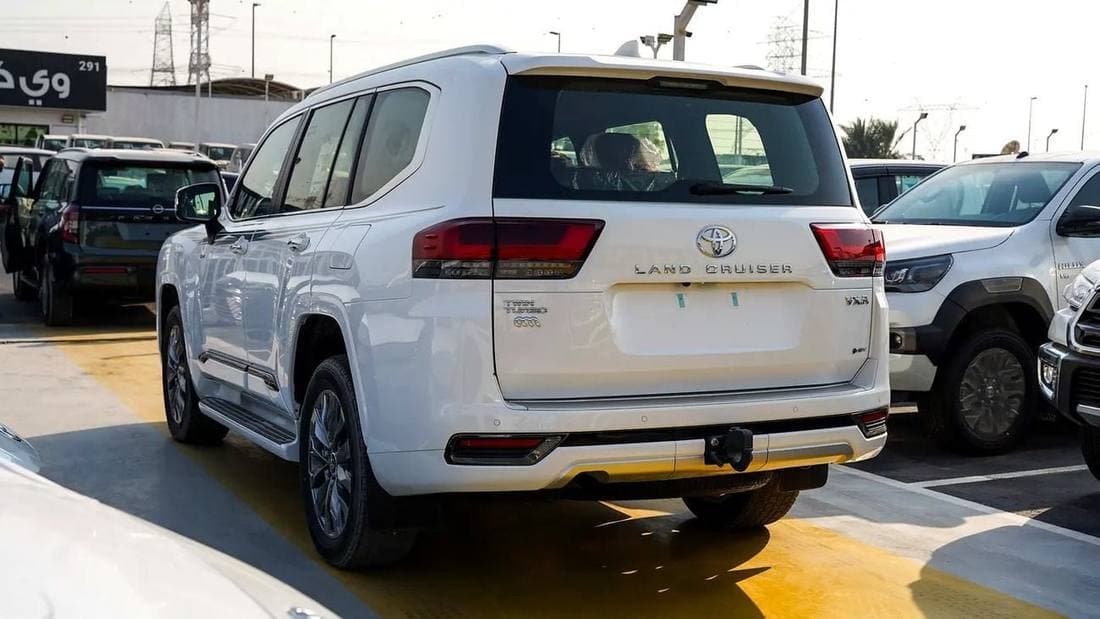 2026 Toyota Land Cruiser VXR thumbnail 7