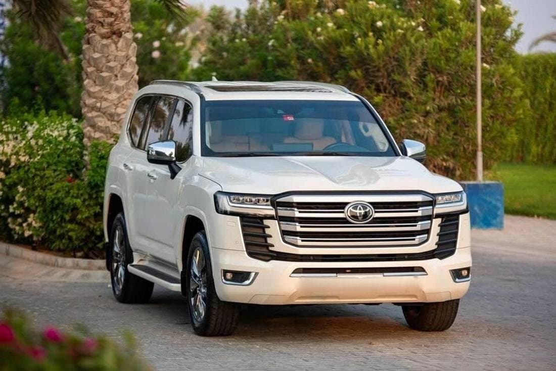 2022 Toyota Land Cruiser VXR thumbnail 2