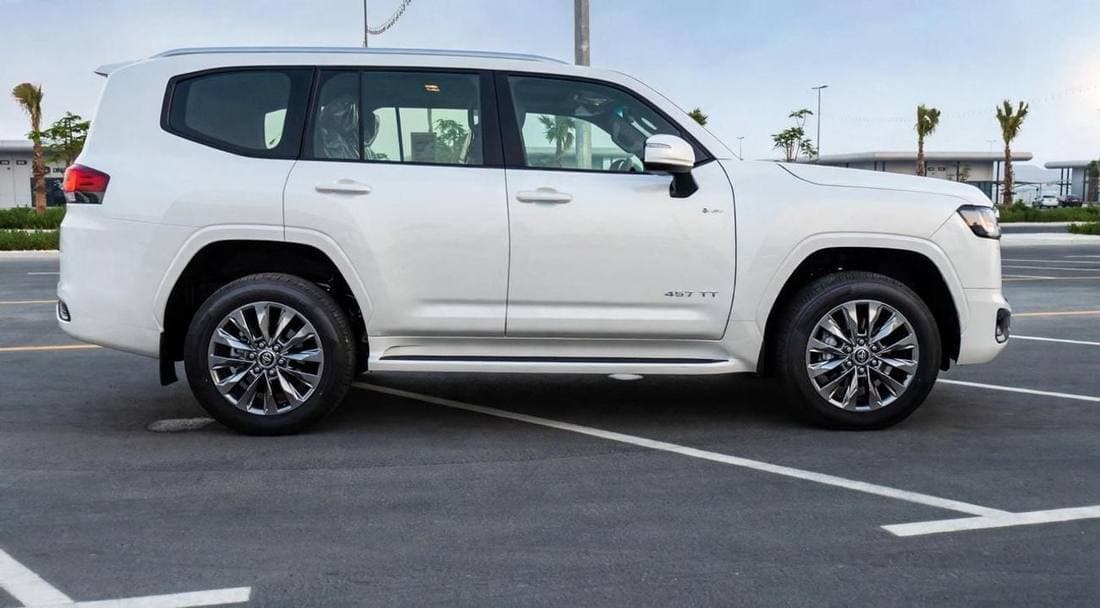 2026 Toyota Land Cruiser GXR thumbnail 3