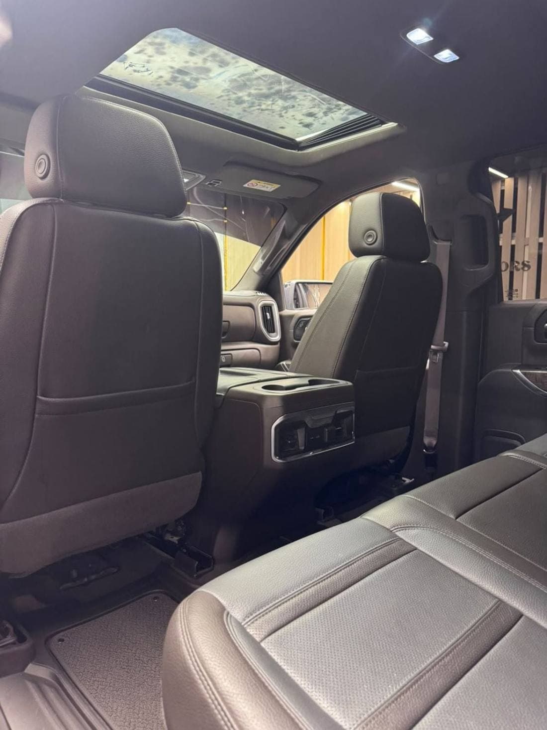 2022 GMC Sierra DENALI thumbnail 6