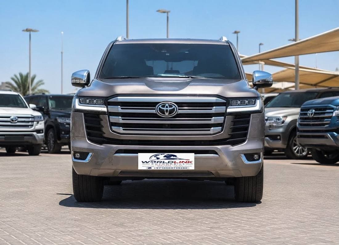 2022 Toyota Land Cruiser VXR thumbnail 2