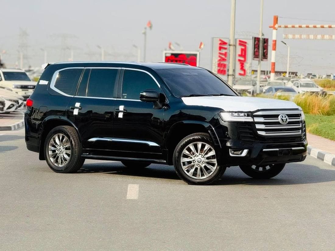 2019 Toyota Land Cruiser GXR thumbnail 2