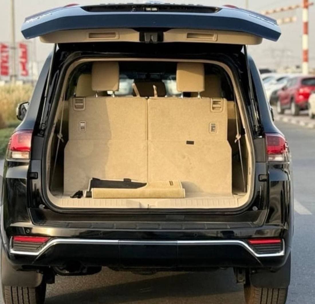 2022 Toyota Land Cruiser GXR thumbnail 7