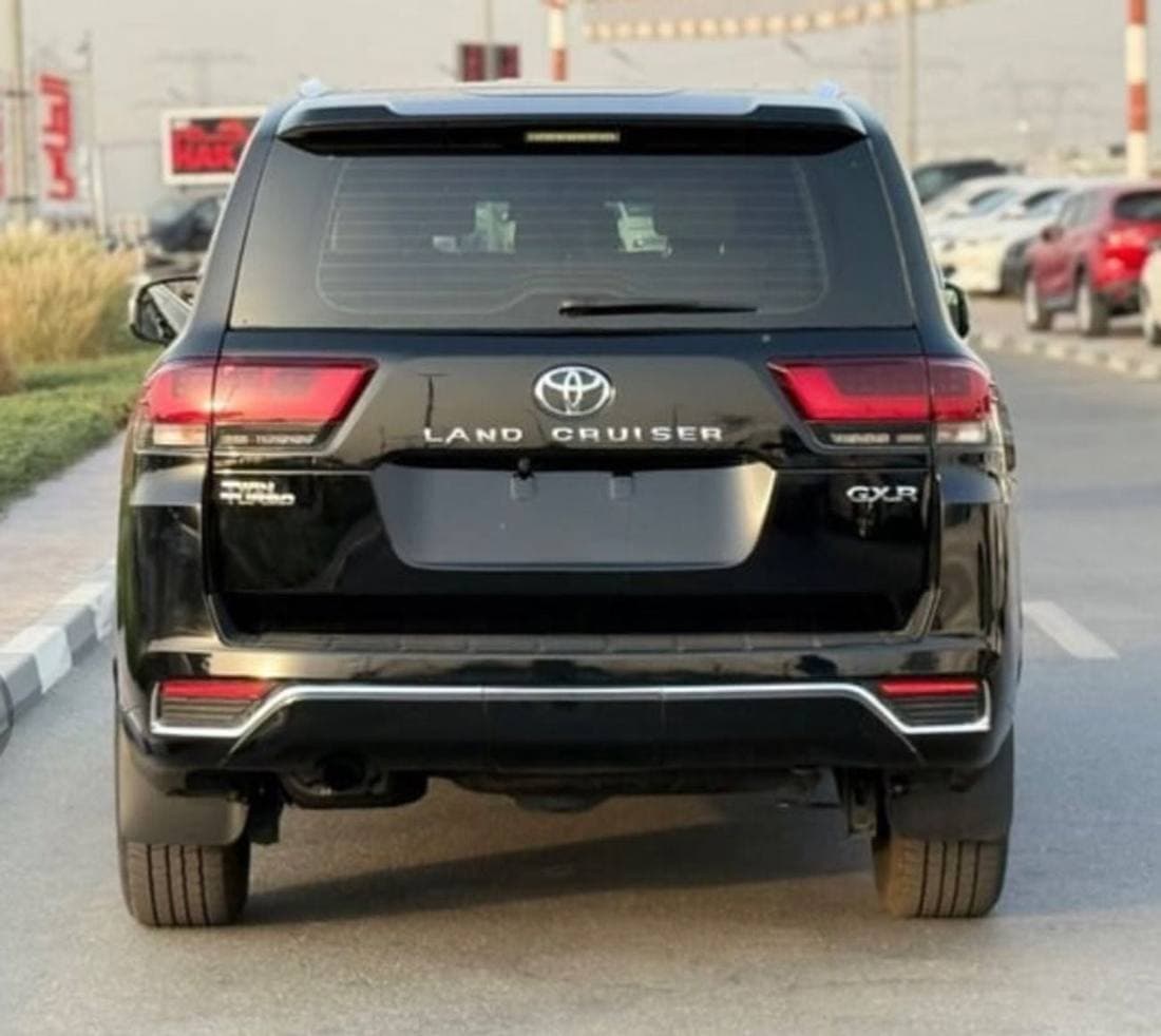 2022 Toyota Land Cruiser GXR thumbnail 5