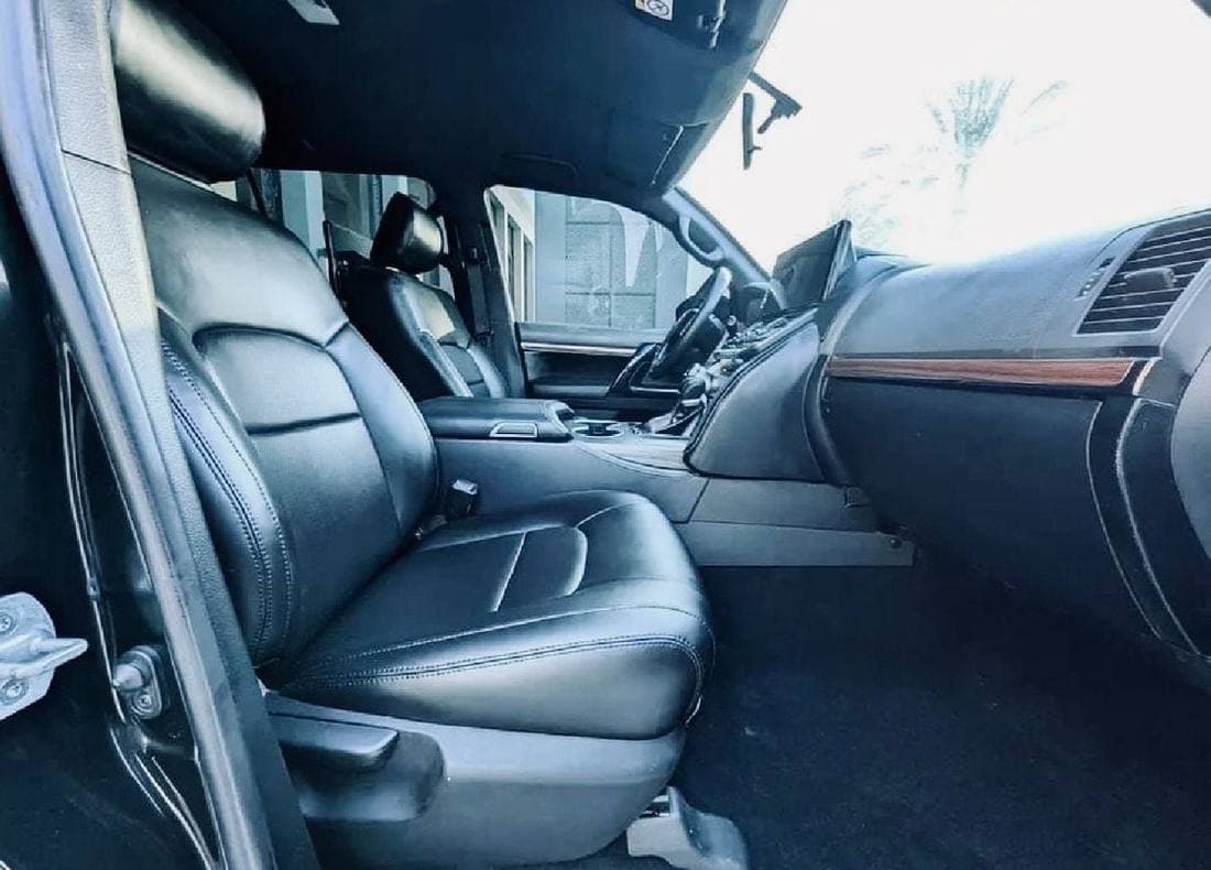 2021 Toyota Land Cruiser GXR thumbnail 7