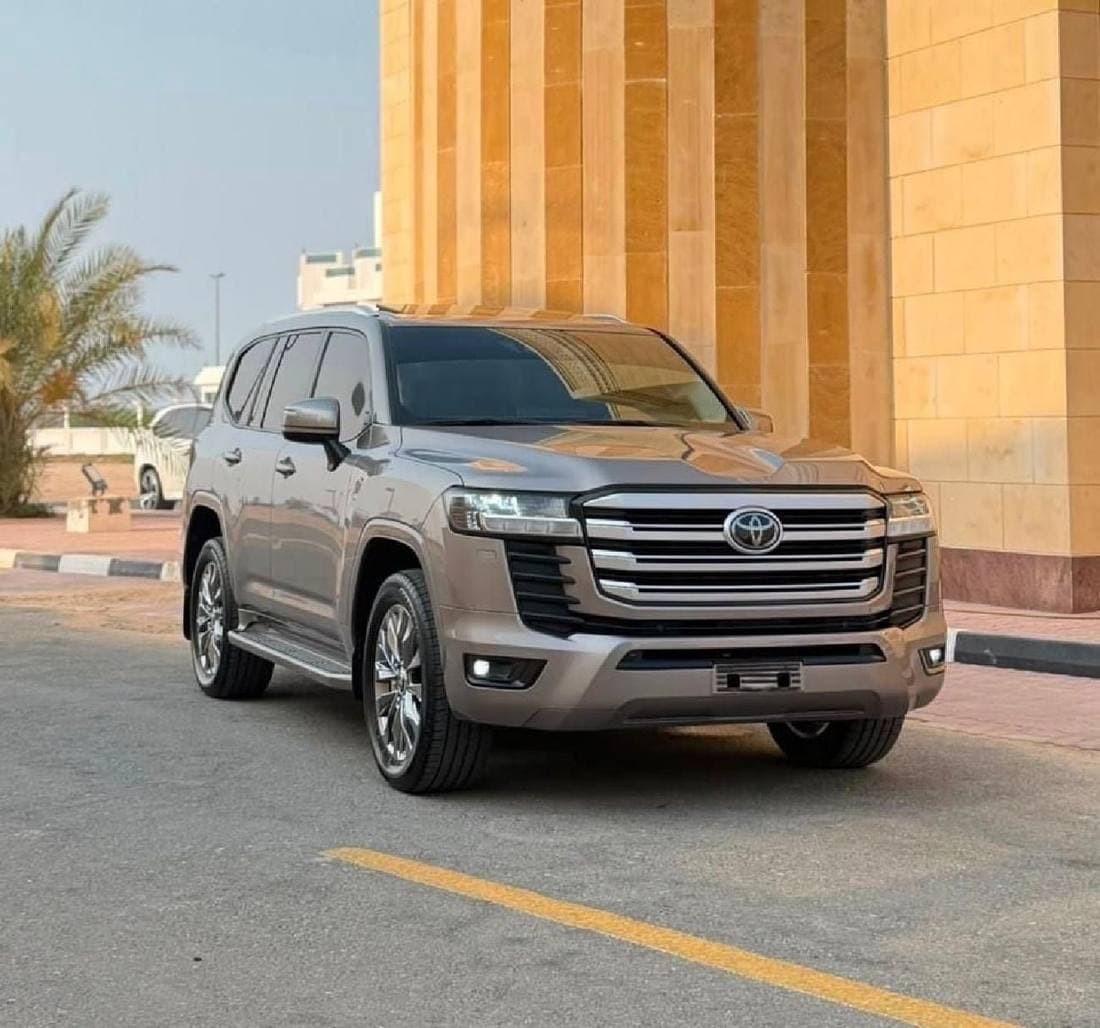 2022 Toyota Land Cruiser GXR thumbnail 5