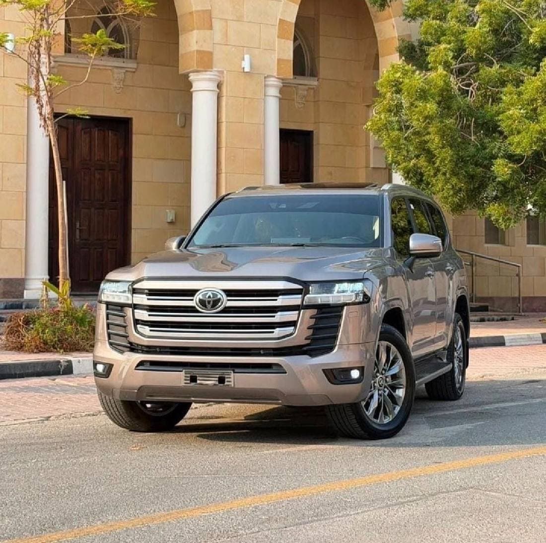 2022 Toyota Land Cruiser GXR