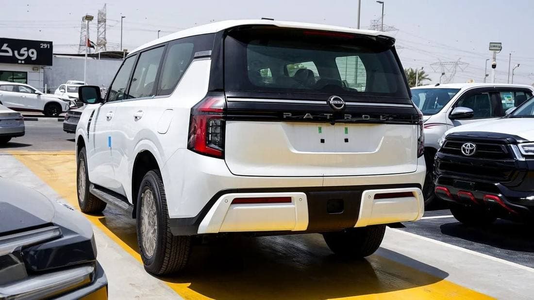 2026 Nissan Patrol XE thumbnail 4