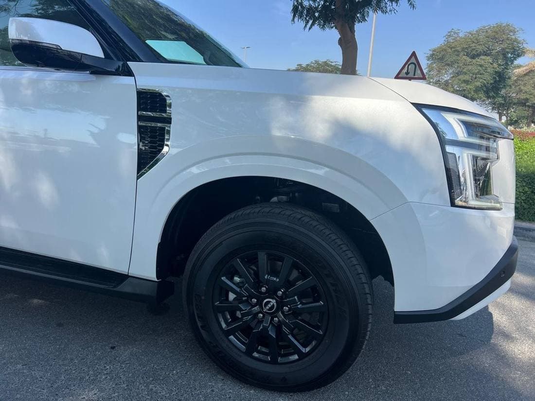 2026 Nissan Patrol SE T2 thumbnail 5