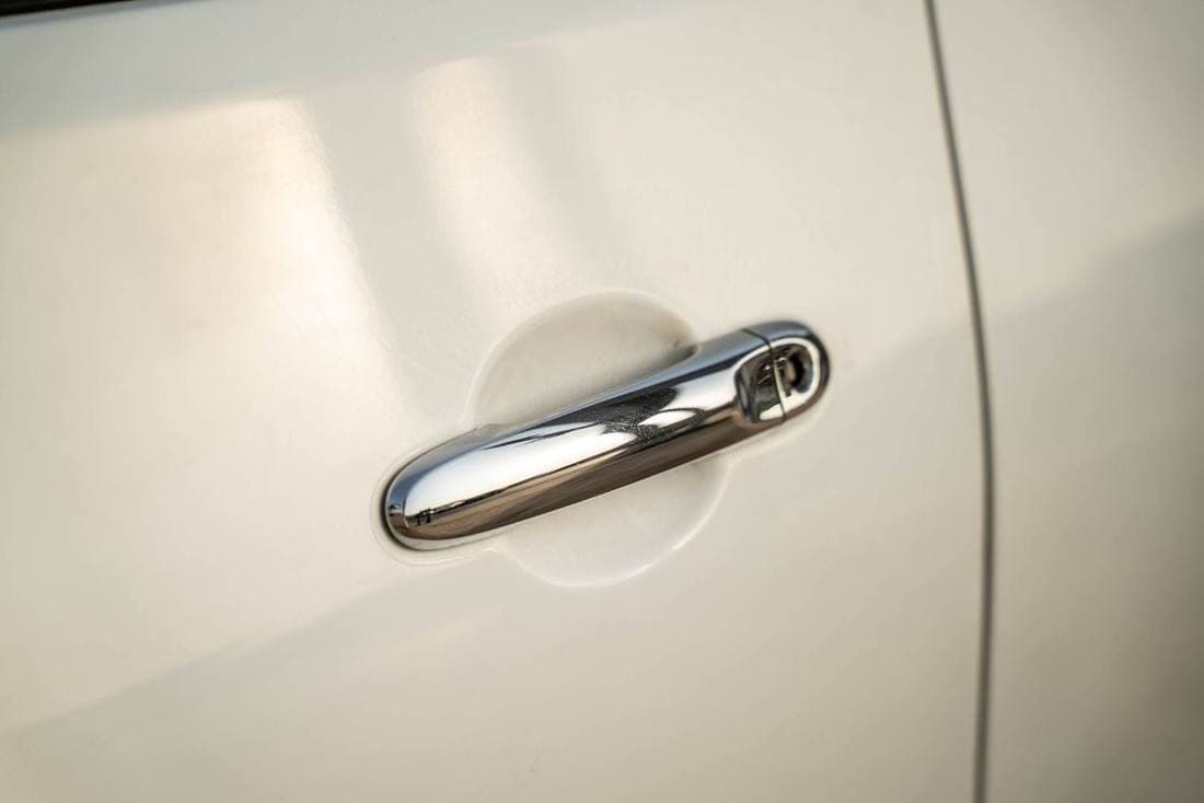 2022 Nissan Sunny SV thumbnail 2