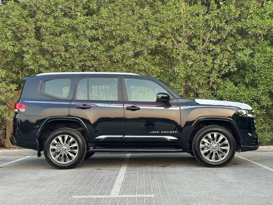2026 Toyota Land Cruiser GXR thumbnail 7