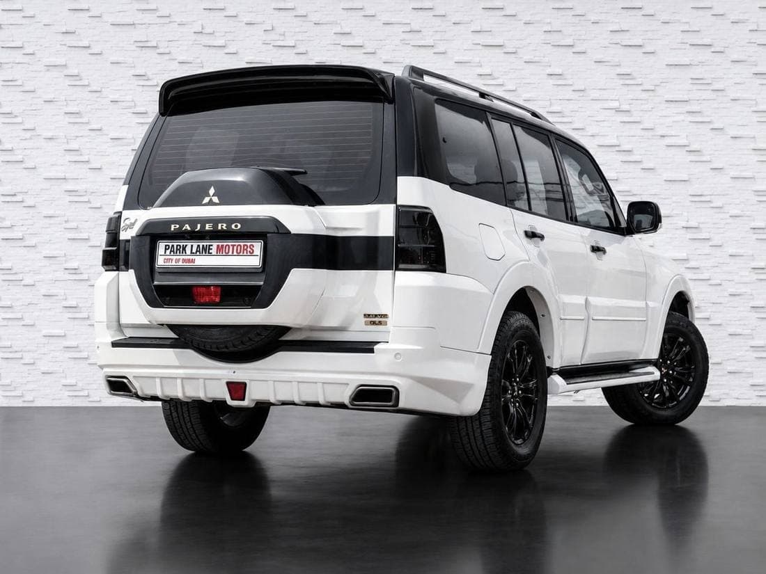 2020 Mitsubishi Pajero GLS H/L SIGNATURE EDI thumbnail 3