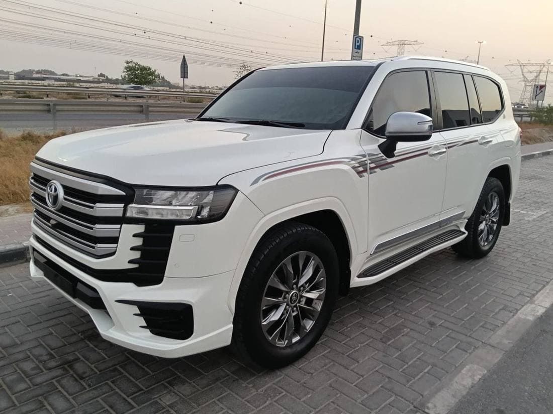 2022 Toyota Land Cruiser VXR