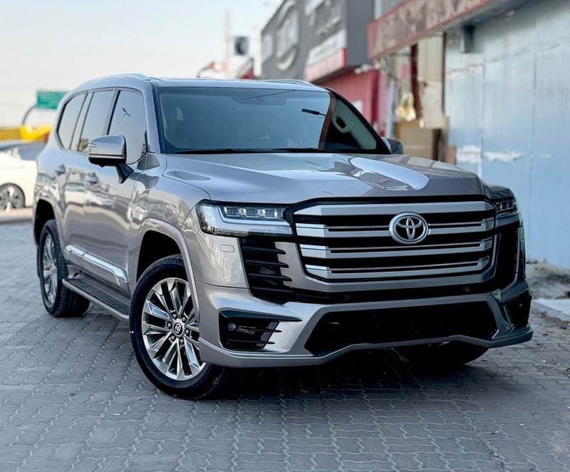 2022 Toyota Land Cruiser GXR