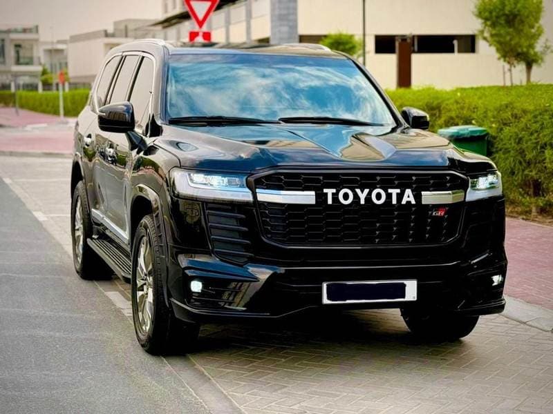 2017 Toyota Land Cruiser GXR